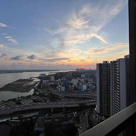 R&F Princess Cove View Residences By Wsd Johor Bahru Exterior photo